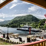 Fjord Hotel&apartments Hotell Lavik (Sogn og Fjordane)