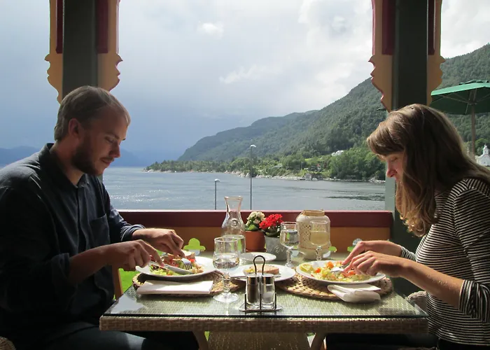 Отель Fjord & 3*