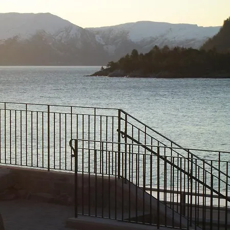 Fjord & Hotel Lavik (Sogn og Fjordane)