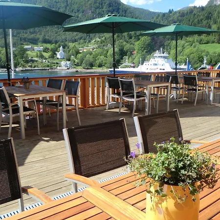 Fjord & Hotel Lavik (Sogn og Fjordane)