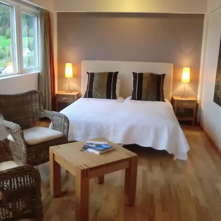 Fjord & Hotel Lavik (Sogn og Fjordane)
