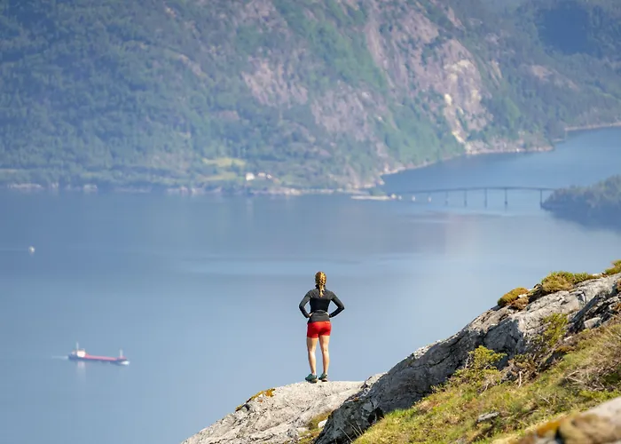 Fjord & Lavik (Sogn og Fjordane)
