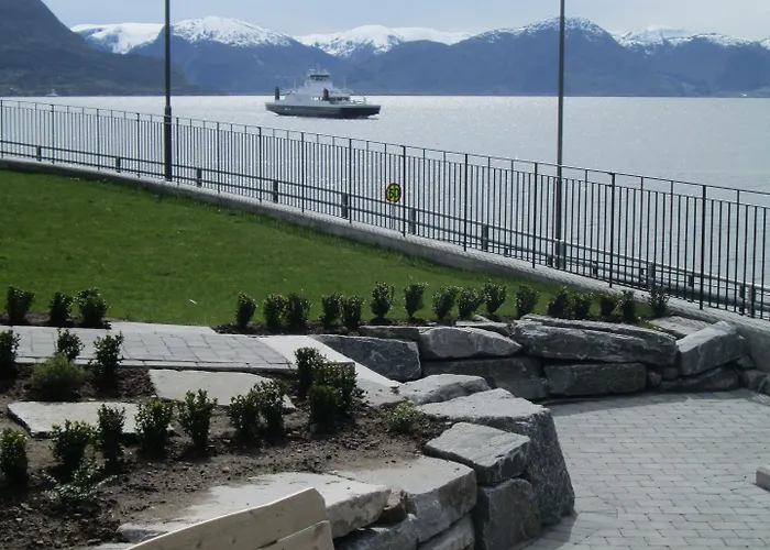 Otel Fjord &